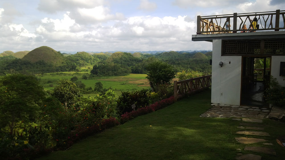 chocolate hills viewing deck