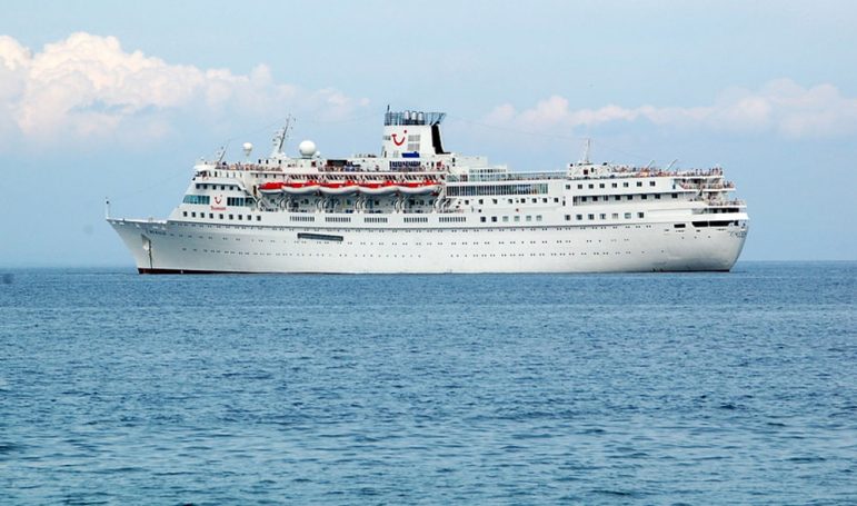 cruise ships philippines