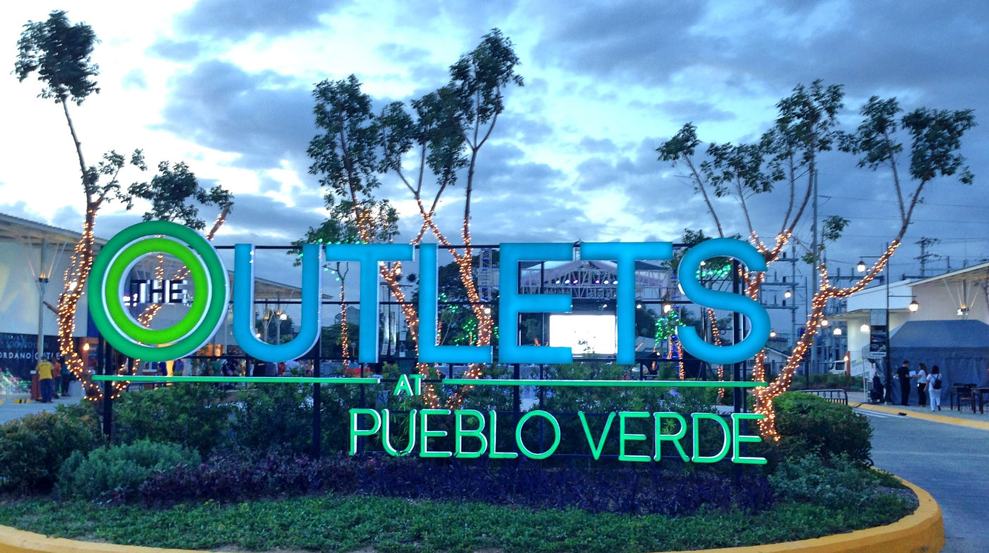 The Outlets at Pueblo Verde opens in 