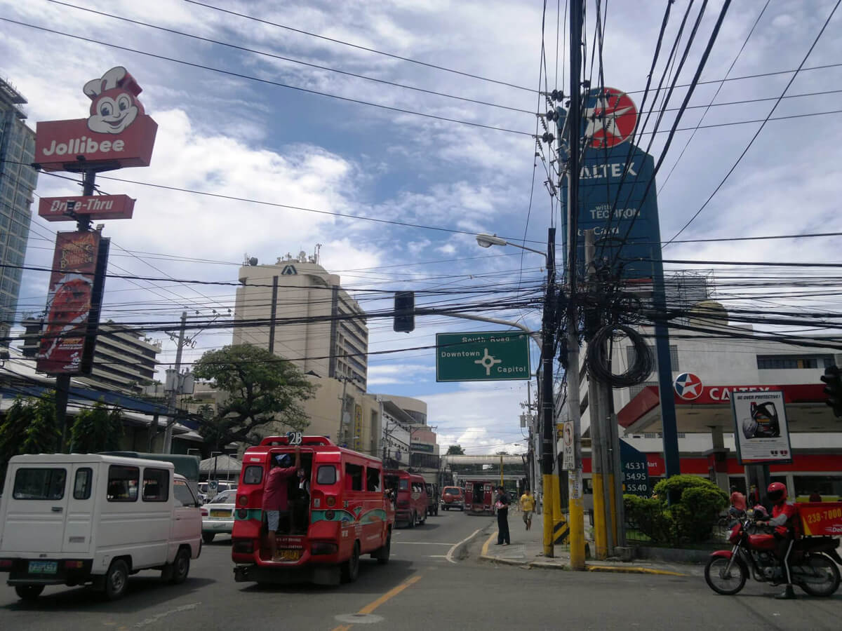 The failure to solve the traffic problem "driving Cebu City to the brink of economic stagnation," warned The Freeman. (Creative Commons Photo by Flickr user Chad M)