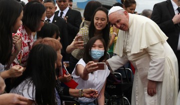 Cebu News Digest: Jan. 19, 2015: Pope calls on Filipinos to be ‘outstanding missionaries of faith in Asia;’ P1.25/liter oil price rollback today; Abuyog, Placer top Sinulog Grand Parade; no classes in Cebu today