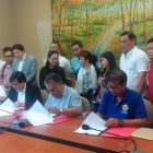 Governor Davide signs revised agreement for Ciudad Project