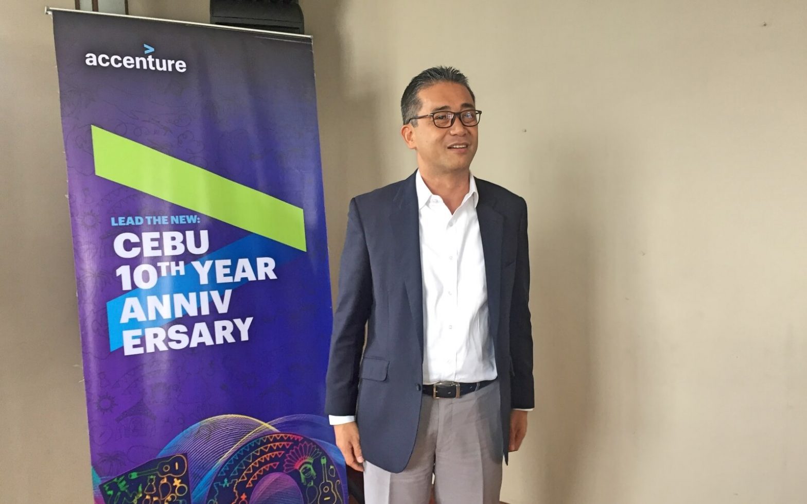 Accenture marks 10 years in Cebu; to hire more workers, open new facility