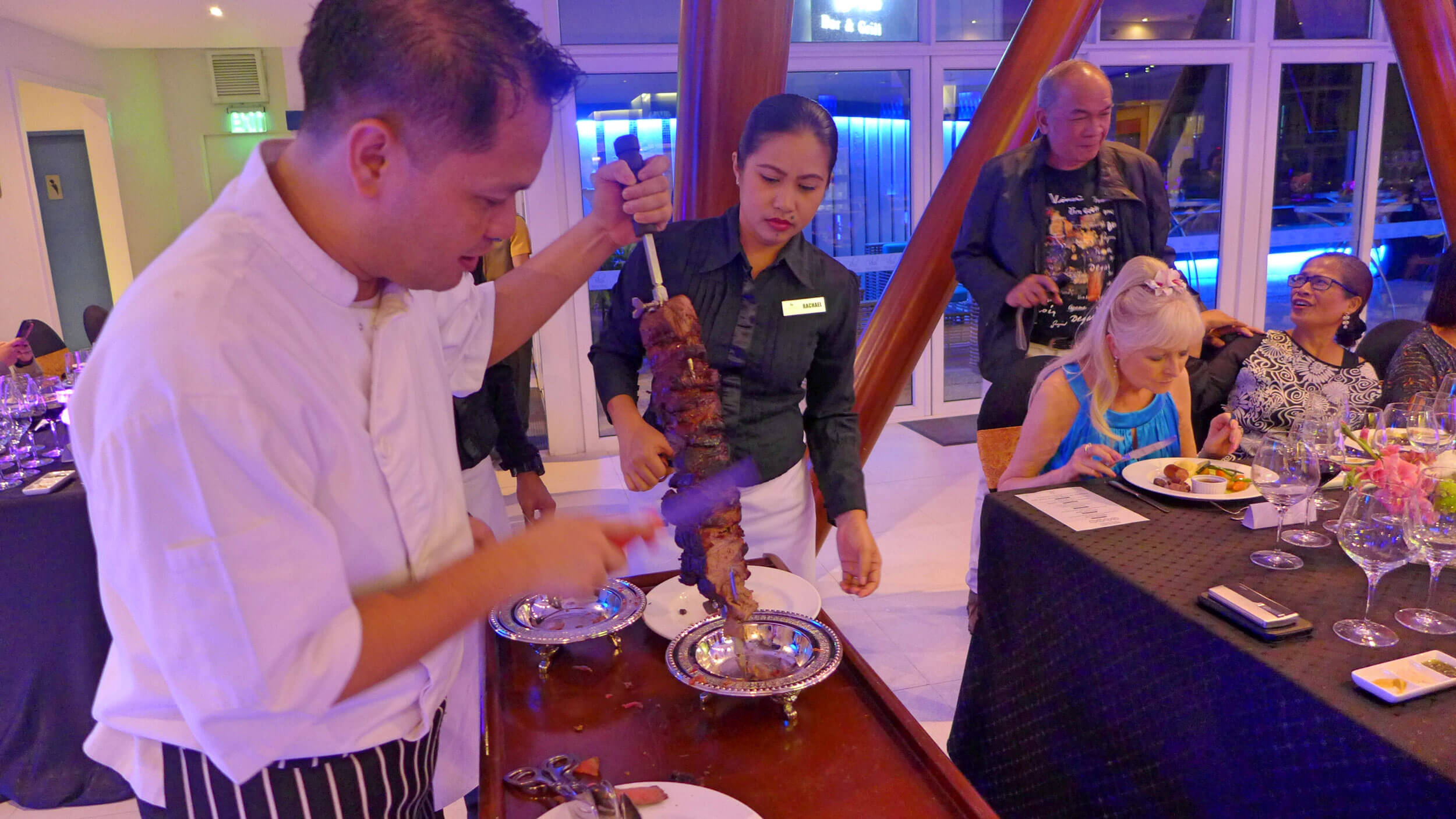 Moonlit Wine Dinner at the Blu Bar and Grill of Marco Polo Plaza Cebu