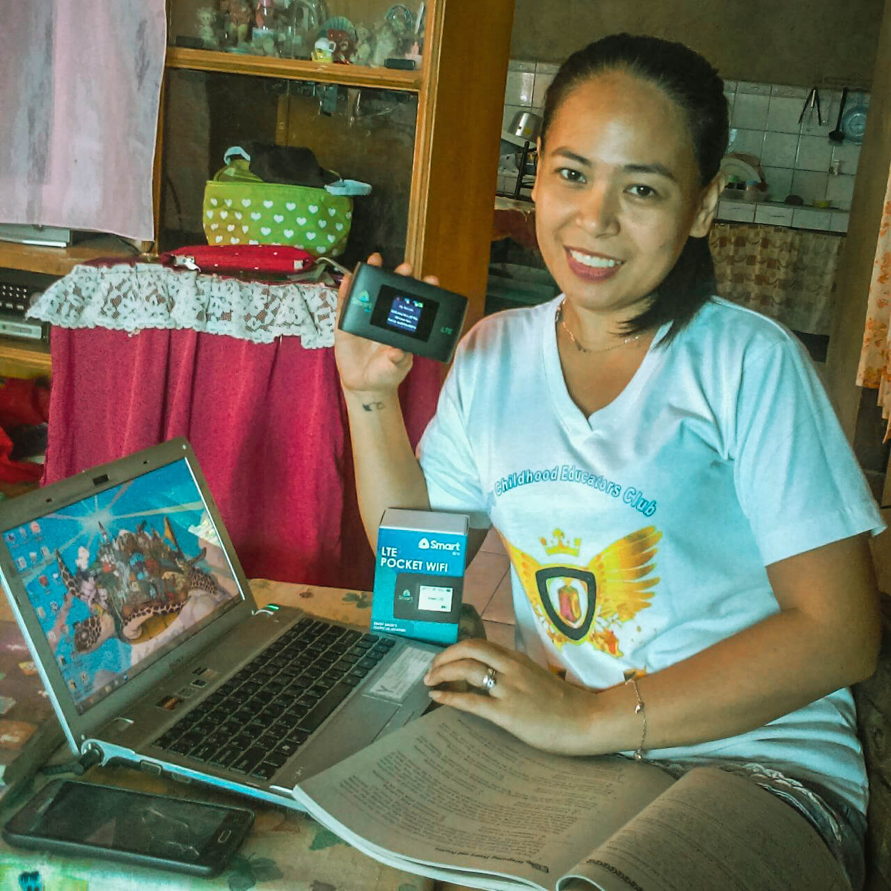LEARNING ONLINE. Daisy Jane Diola of Cebu City gave up her sales job and started attending online classes.
