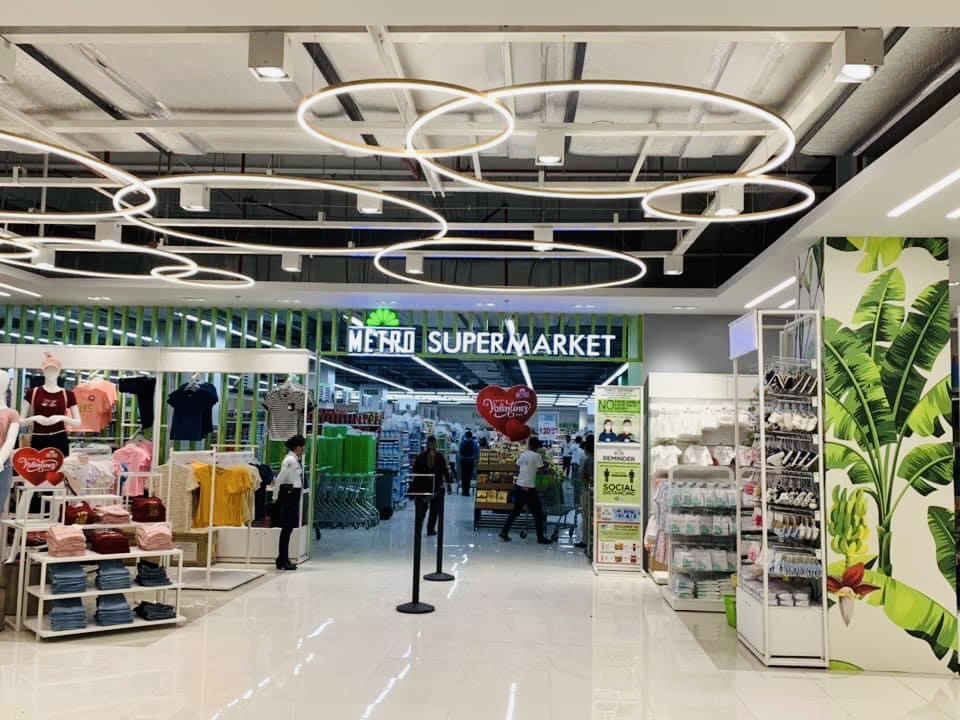 Metro Danao opens doors to great retail experience