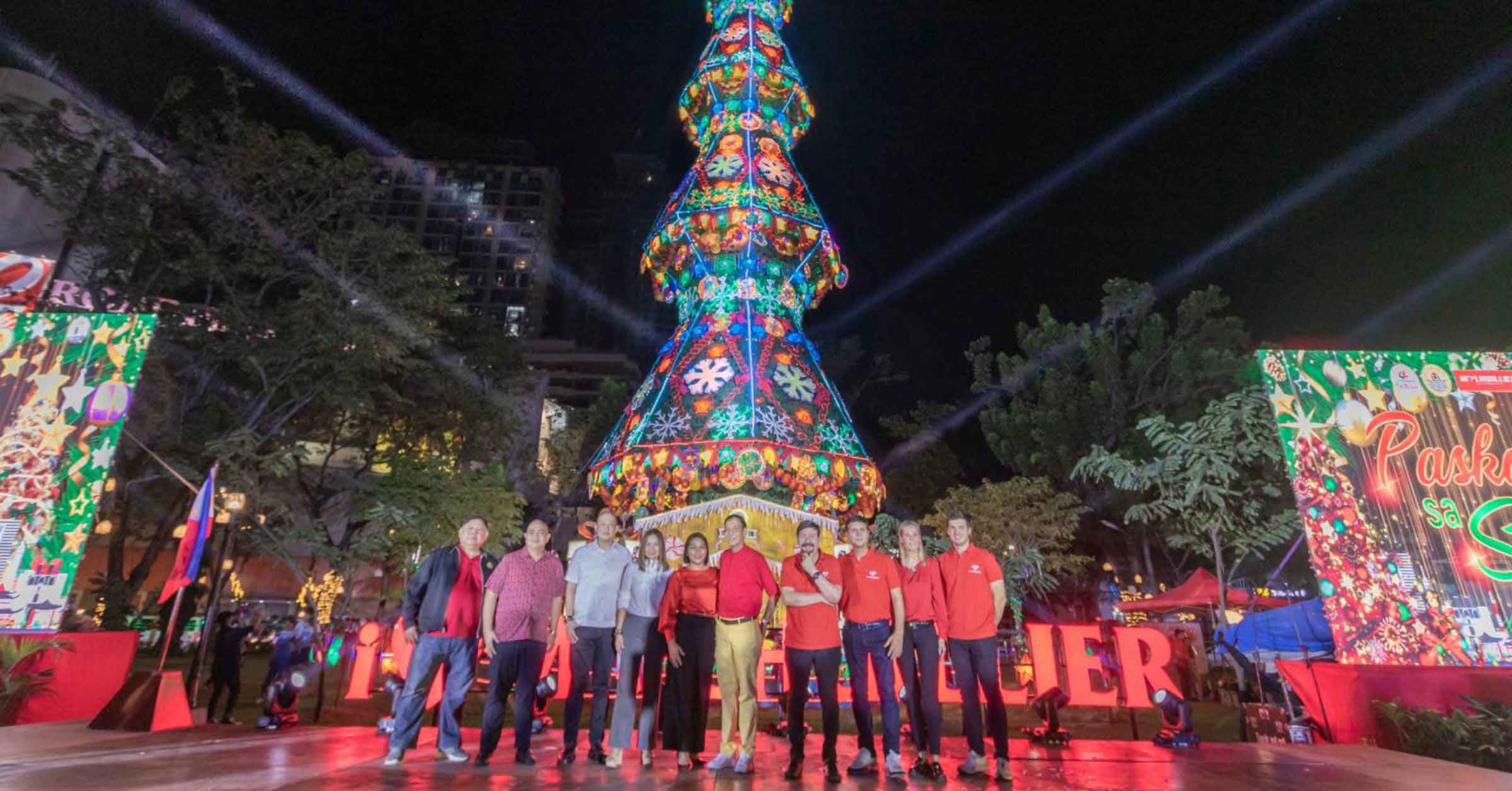 M. Lhuillier Christmas Tree of Hope lights up in Fuente Osmeña Circle