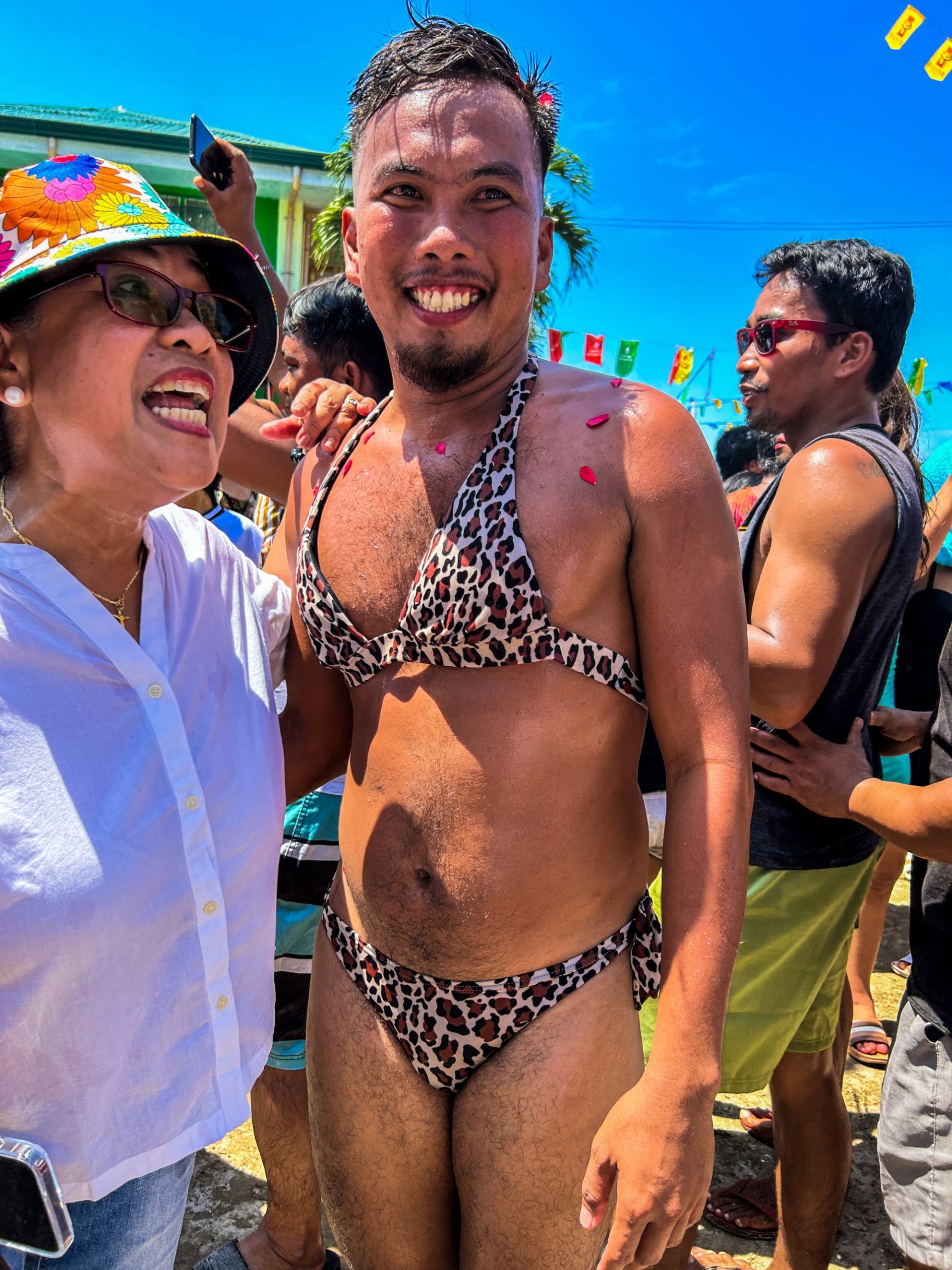 LAST YEAR. Emergency responder Mark Anthony Jumao-as in last year's Baliw-Baliw Festival. He is shown with Lapu-Lapu City Councilor Anabeth Cuizon. With new restrictions imposed by the barangay and church, Jumao-as can no longer wear this on Sunday. He'll wear a duster, he said.
